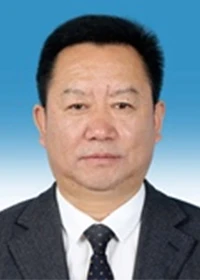 云南省全民国防教育专家——施仲军